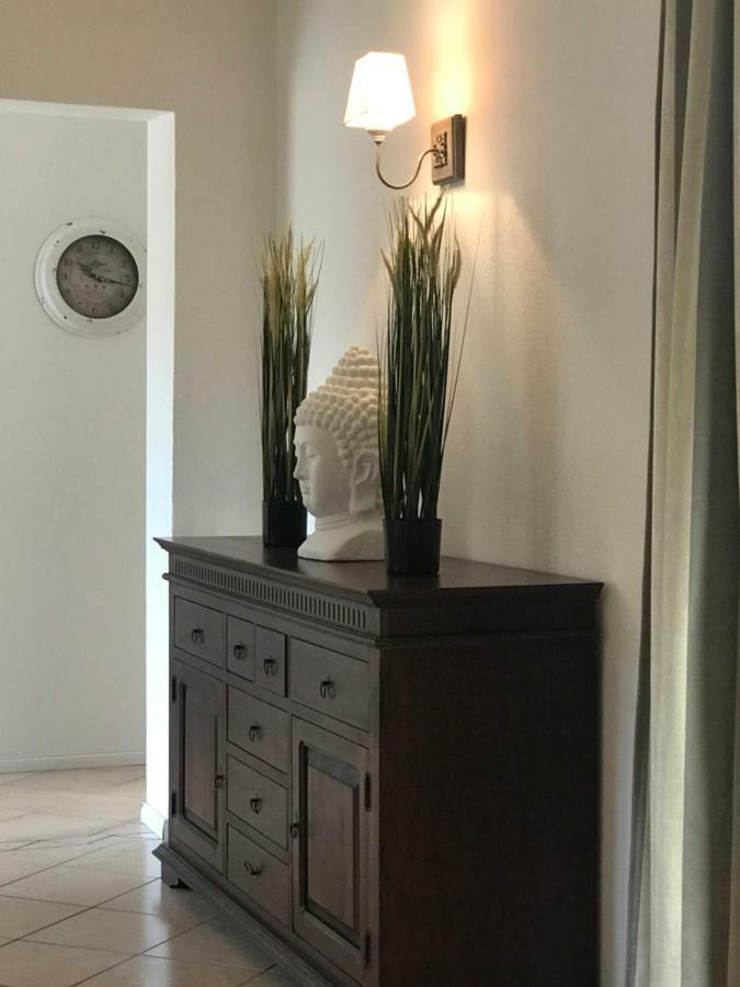 La Piana Holiday House Bassacutena Екстериор снимка