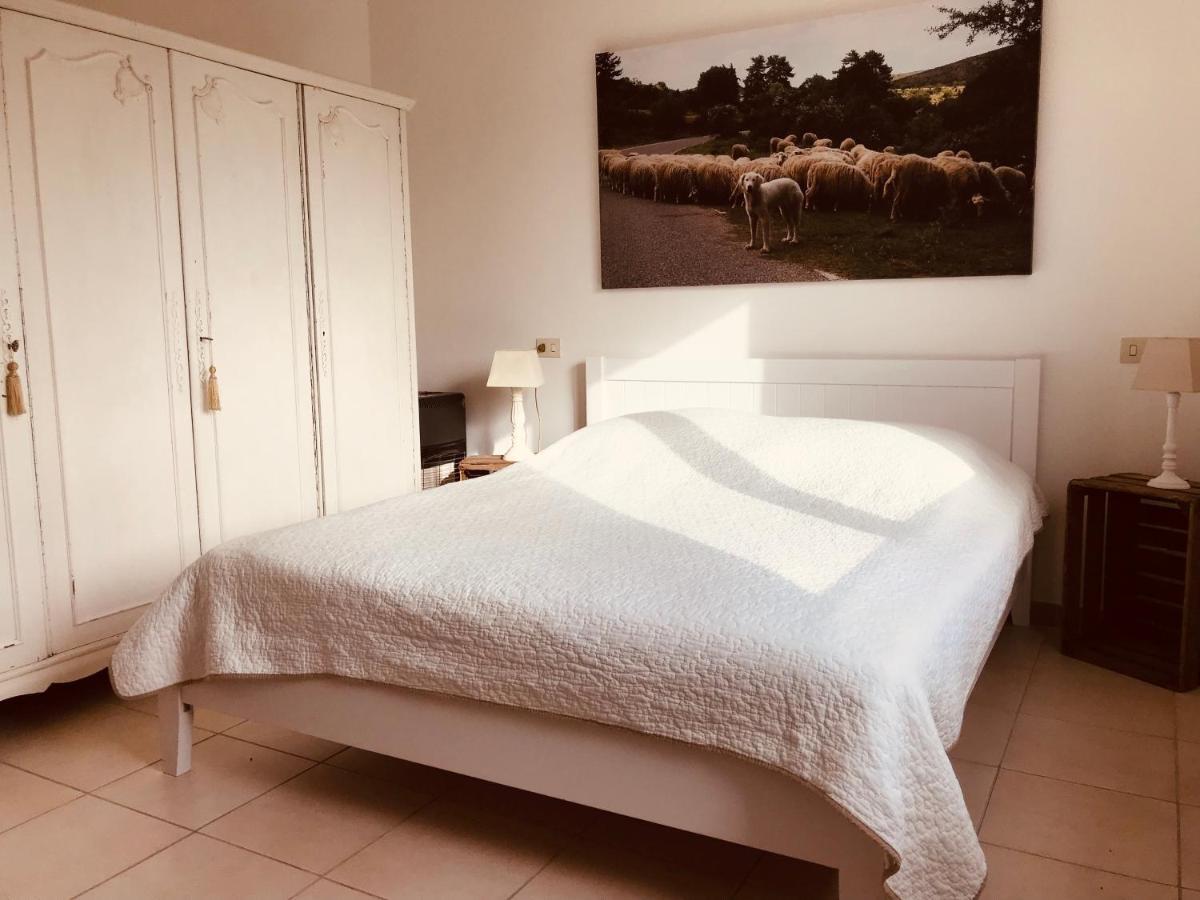 La Piana Holiday House Bassacutena Екстериор снимка